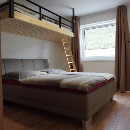 Deluxefort Fuer 10 Gaeste Mit Eigenem Whirlpool Und Fasssauna * Imst