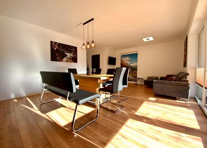 Deluxefort Fuer 10 Gaeste Mit Eigenem Whirlpool Und Fasssauna