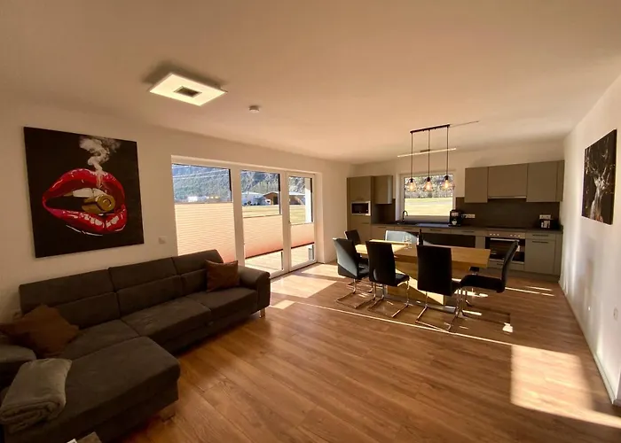 Deluxefort Fuer 10 Gaeste Mit Eigenem Whirlpool Und Fasssauna *