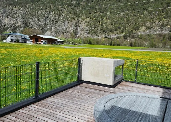 Deluxefort Fuer 10 Gaeste Mit Eigenem Whirlpool Und Fasssauna * Imst