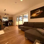 Deluxefort Fuer 10 Gaeste Mit Eigenem Whirlpool Und Fasssauna Apartament Imst