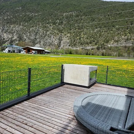 Deluxefort Fuer 10 Gaeste Mit Eigenem Whirlpool Und Fasssauna * Imst