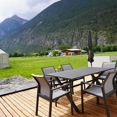 Deluxefort Fuer 10 Gaeste Mit Eigenem Whirlpool Und Fasssauna Apartment